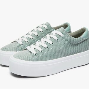 Low-Top Corduroy Platform Sneakers in Sage Green